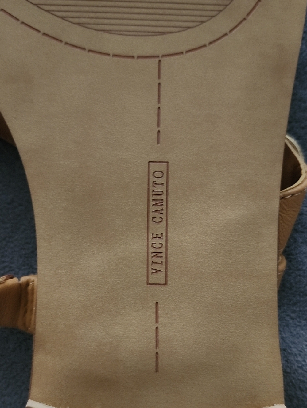 Vince Camuto Tan Jeweled T-Strap Sandals Size 8 NWOT - Picture 5 of 5